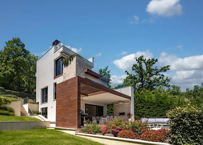 Luxury Altavista Near Opatija For 8 People With Wellness, Private Mini Golf Court & Amazing Sea View Villa