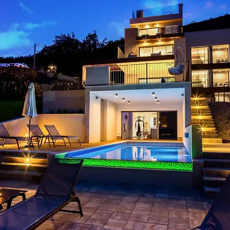Villa Luxury Altavista Near Opatija For 8 People With Wellness, Private Mini Golf Court & Amazing Sea View