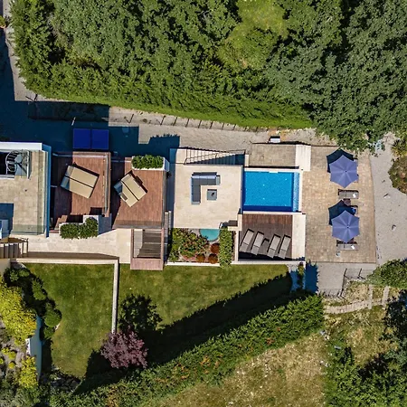 Villa Luxury Altavista Near Opatija For 8 People With Wellness, Private Mini Golf Court & Amazing Sea View Poljane