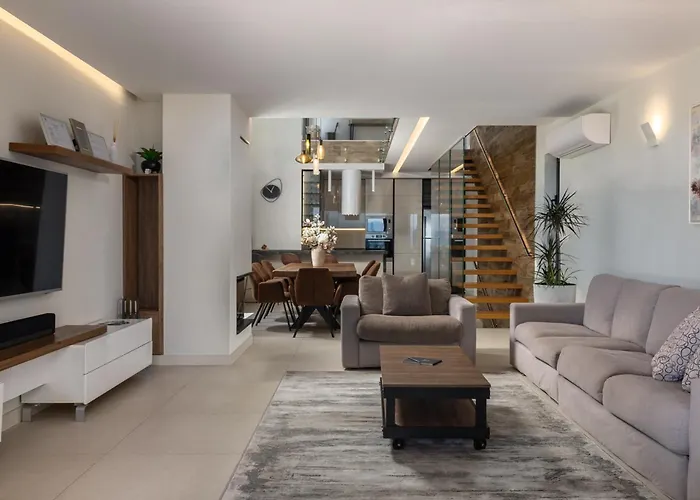 Luxury Altavista Near Opatija For 8 People With Wellness, Private Mini Golf Court & Amazing Sea View Βίλα Poljane